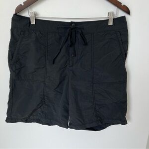 Eddie Bauer Shorts Womens Size 12 Active Hiking Outdoor Black  Nylon‎ Zip